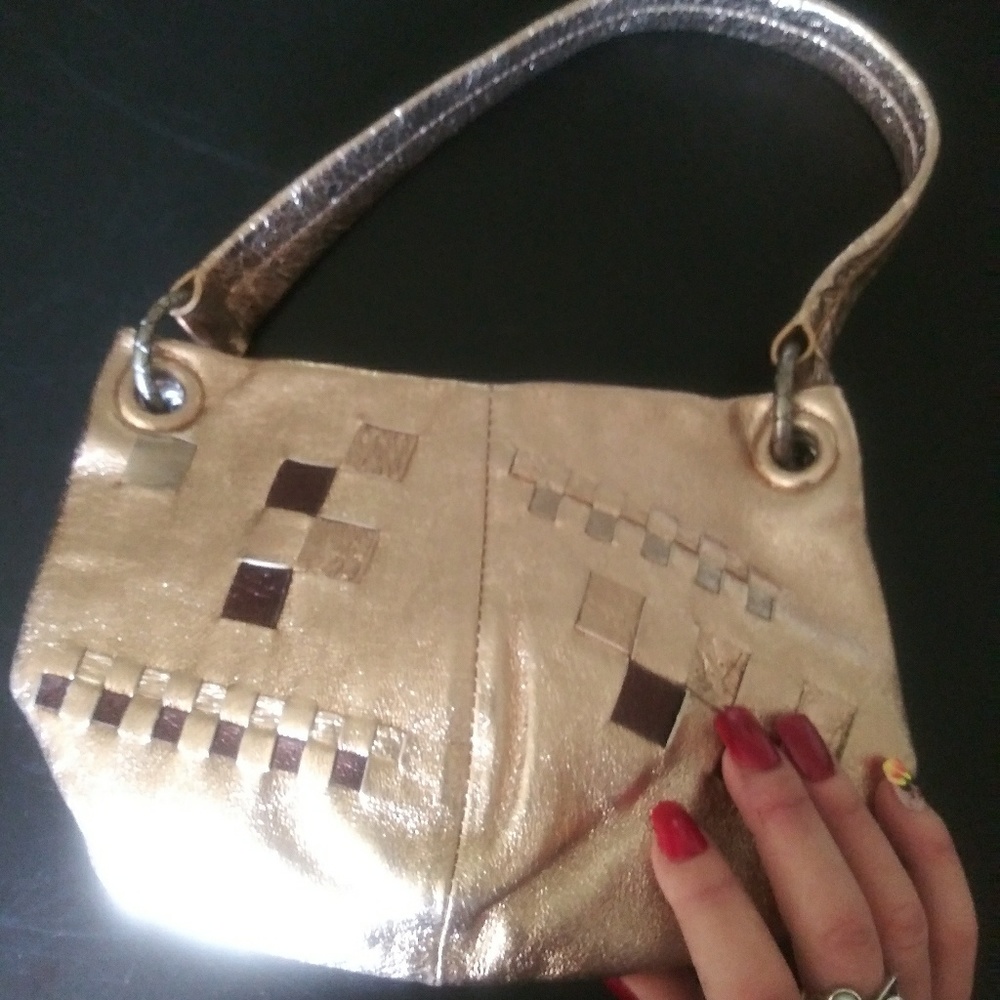 GOLD LEATHER ELLIOTT LUCCA BAG